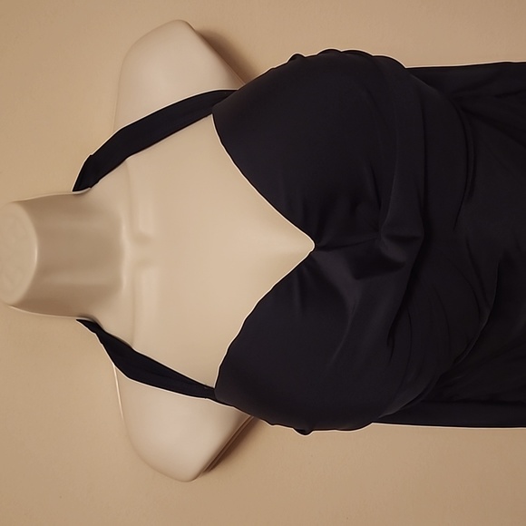 Jaclyn Smith 26W NWT SLIMMING SWIMSUIT - Picture 2 of 11